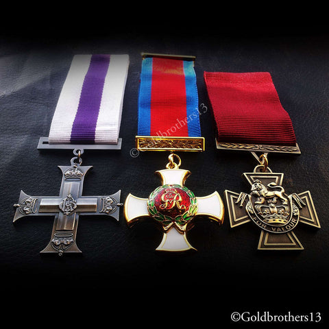 Military cross distinguished service order and Victoria cross medals set detail seven, British army medals